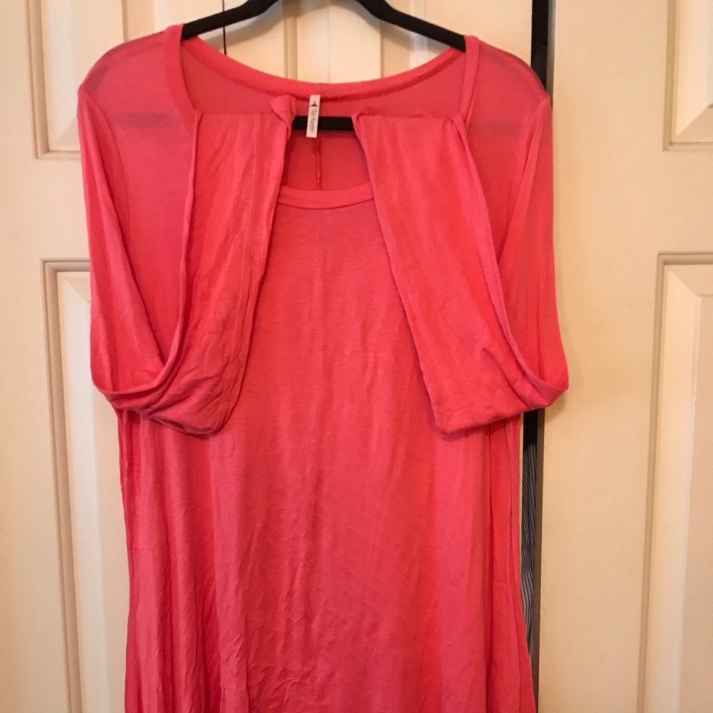 Plus size coral piko style